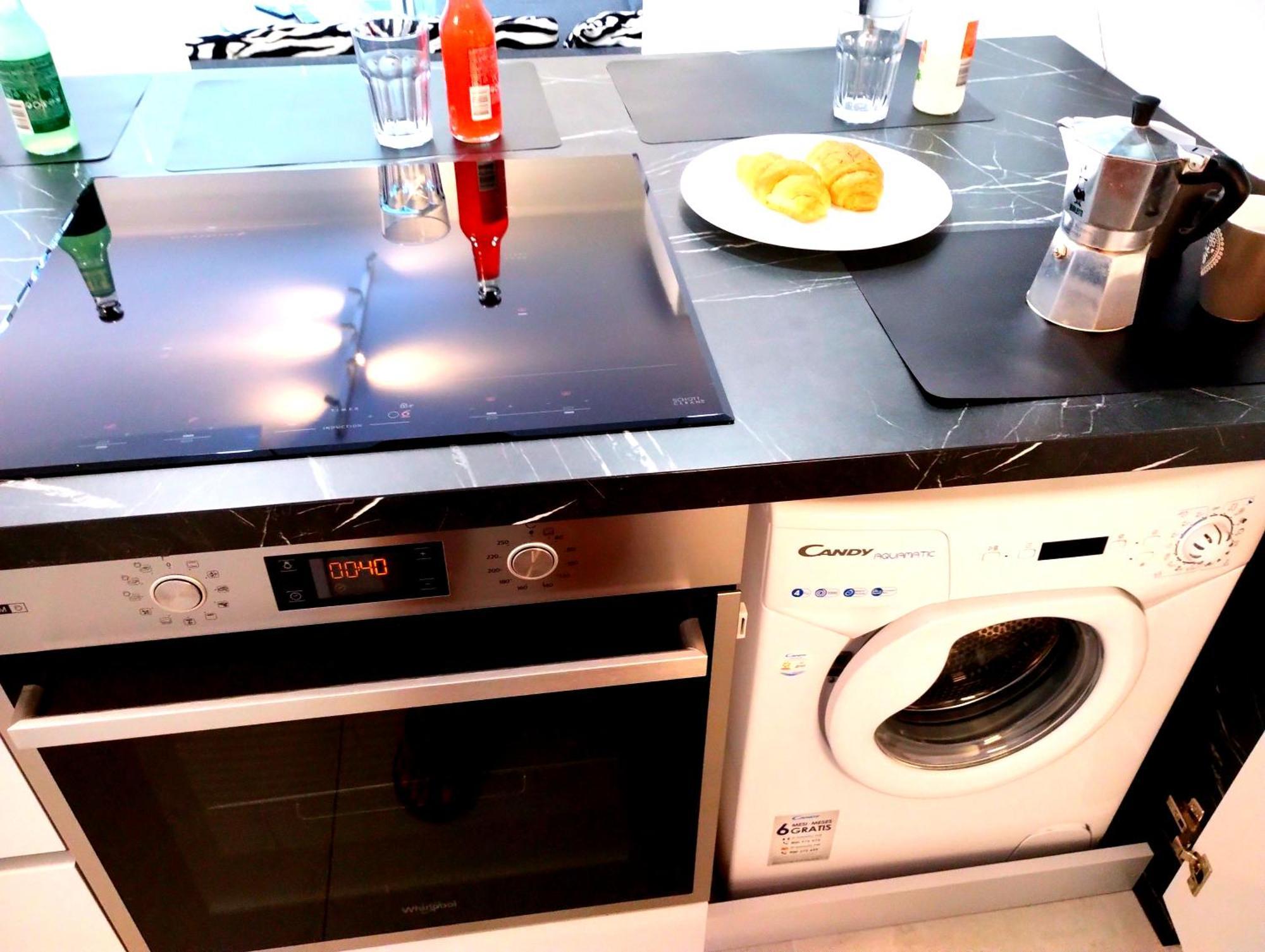 פורץ Premium Apartment Eden מראה חיצוני תמונה