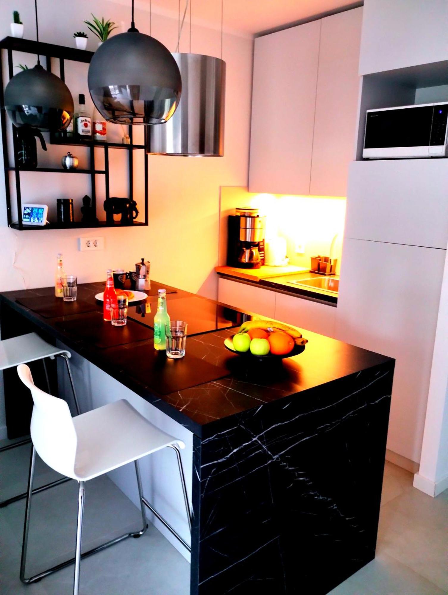 פורץ Premium Apartment Eden מראה חיצוני תמונה